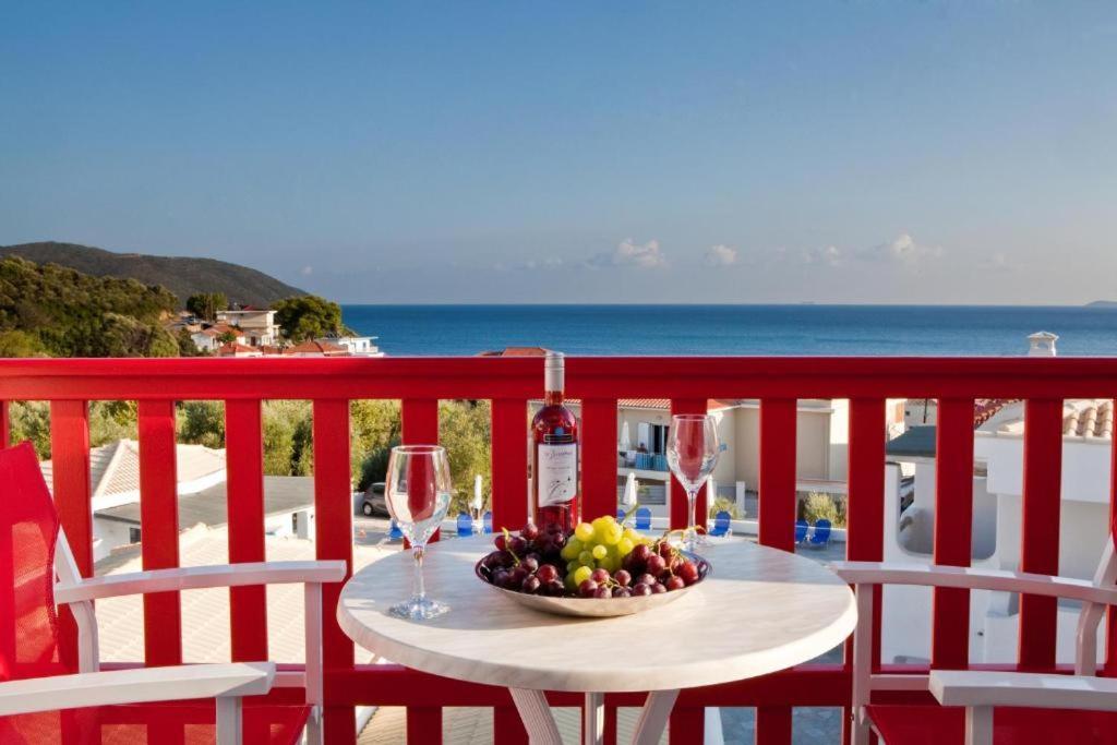 Aparthotel Viva Mare Foinikounta Finikounta Esterno foto