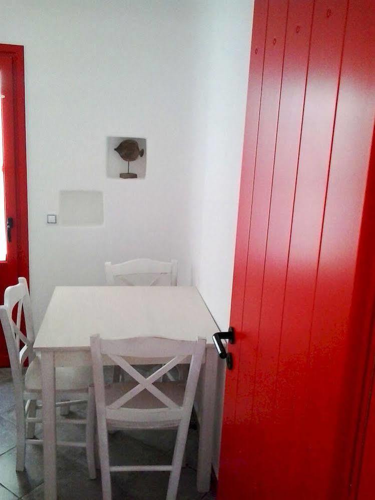 Aparthotel Viva Mare Foinikounta Finikounta Esterno foto