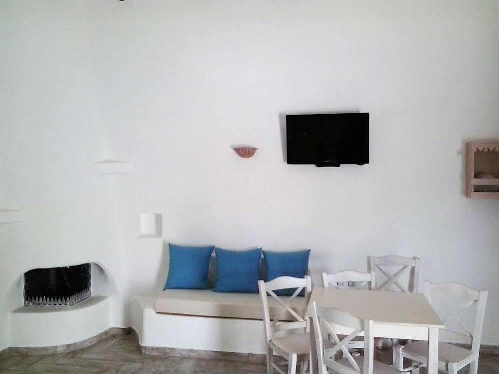 Aparthotel Viva Mare Foinikounta Finikounta Esterno foto